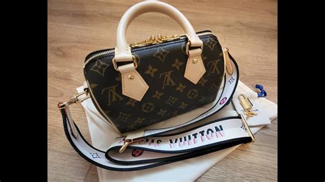 幾番掙扎還是入手LOUIS VUITTON Speedy 20、實際  